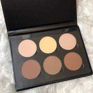 Anastasia Beverly Hills Powder Contour Kit